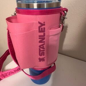 40oz quencher Carry all NWOT(tumbler not included)